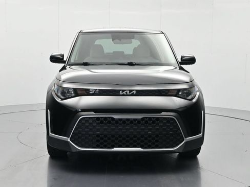 Used 2024 Kia Soul LX FWD image 2