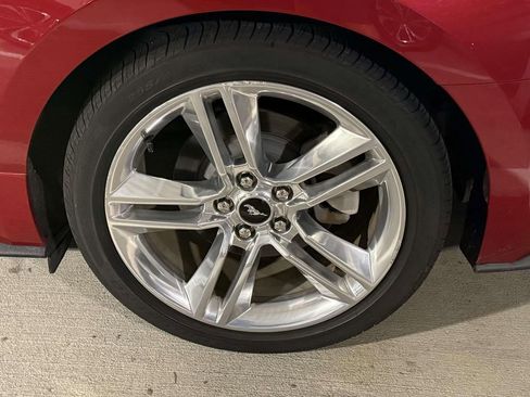 Used 2020 Ford Mustang Premium w/ Equipment Group 201A RWD image 7