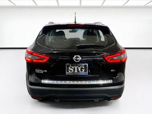 Used 2022 Nissan Rogue Sport SL w/ Premium Package FWD image 5