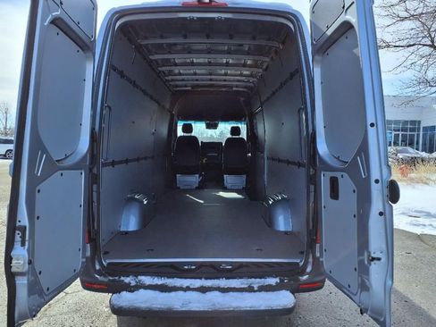 New 2025 Mercedes-Benz Sprinter 2500 image 8