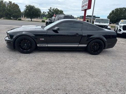 Used 2007 Ford Mustang GT Premium image 25