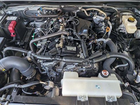 Used 2025 Toyota Tacoma SR image 21