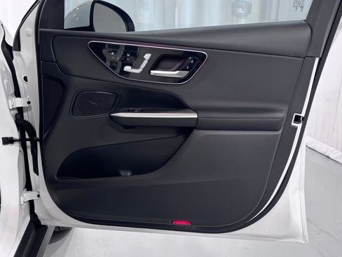 Certified 2025 Mercedes-Benz GLC 300 4MATIC image 20