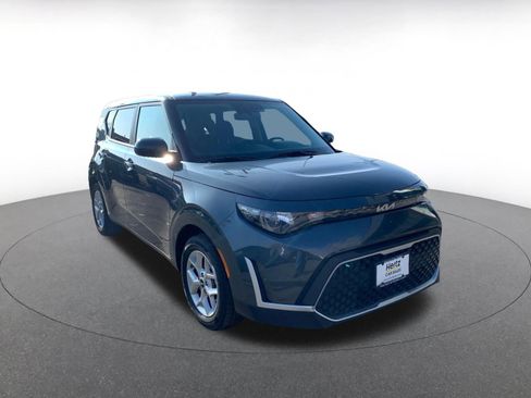 Used 2025 Kia Soul LX w/ LX Technology Package image 1