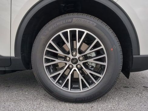 Used 2024 Ford Escape SE image 10