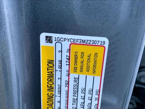 Used 2021 Chevrolet Silverado 1500 Custom Trail Boss w/ LPO, Dark Essentials Package image 30