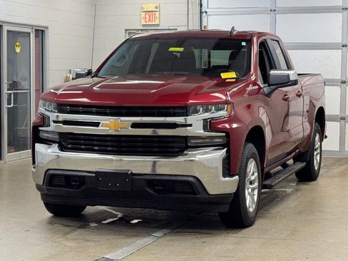 Used 2020 Chevrolet Silverado 1500 LT w/ All-Star Edition AWD/4WD image 3