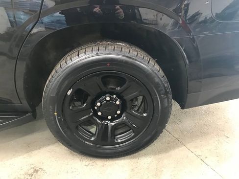 Used 2021 Chevrolet Tahoe 4WD image 42