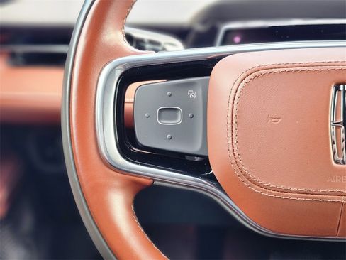 Used 2024 Lincoln Nautilus Black Label image 32