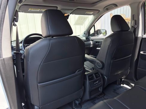 Used 2022 Honda Pilot EX-L image 35