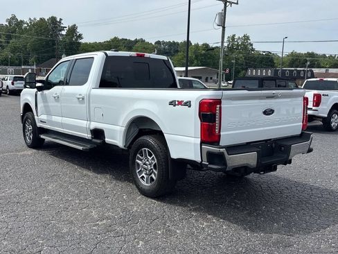 Used 2023 Ford F250 Lariat AWD/4WD image 5