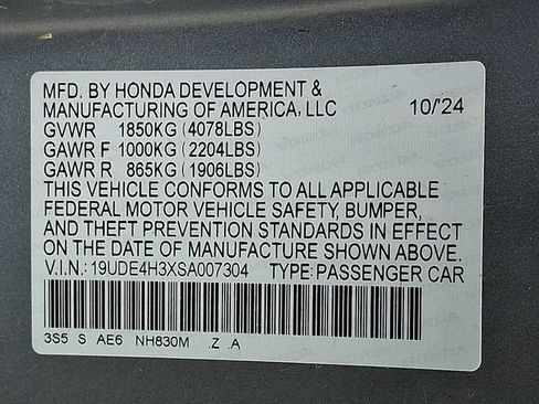 Used 2025 Acura Integra A-Spec FWD image 27