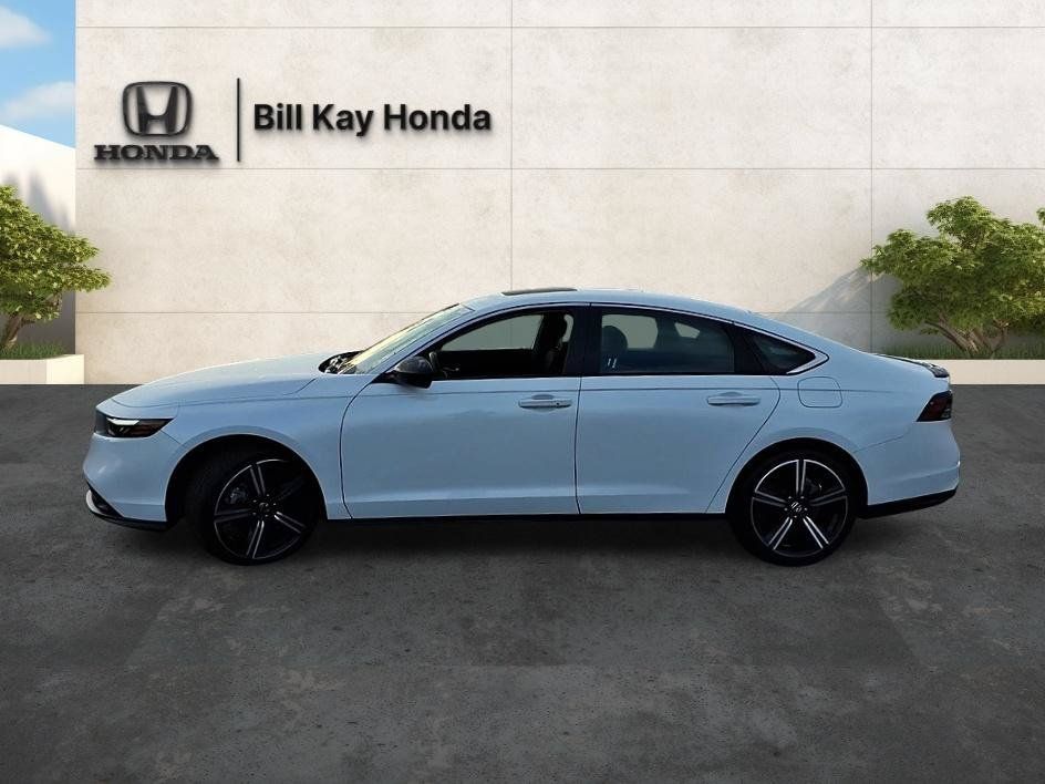 Used 2023 Honda Accord Sport image 7