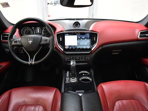 Used 2022 Maserati Ghibli Modena Q4 AWD/4WD image 24