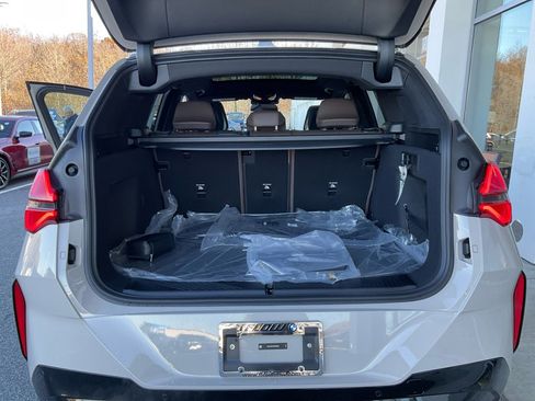 Certified 2025 BMW X3 M50 w/ Premium Package image 15