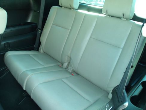 Used 2012 MAZDA CX-9 Grand Touring w/ Moonroof & Bose Audio Pkg AWD/4WD image 11