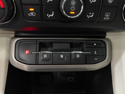 Used 2021 GMC Acadia Denali w/ Denali Technology Package image 28