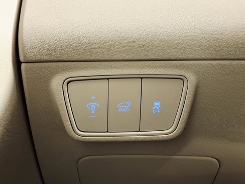 Certified 2024 Hyundai Tucson Limited FWD image 22