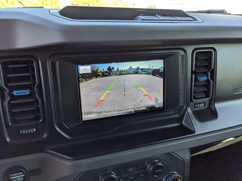 Certified 2022 Ford Bronco Black Diamond image 24