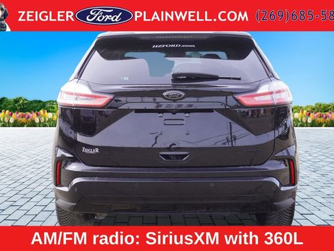 Used 2023 Ford Edge SE w/ Black Appearance Package AWD/4WD image 4