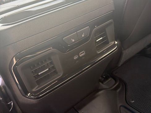 Used 2025 GMC Sierra 1500 AT4 AWD/4WD image 16
