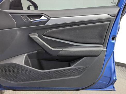 Used 2024 Volkswagen Jetta Sport image 23