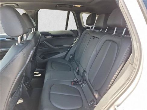 Used 2018 BMW X1 sDrive28i w/ Convenience Package FWD image 19