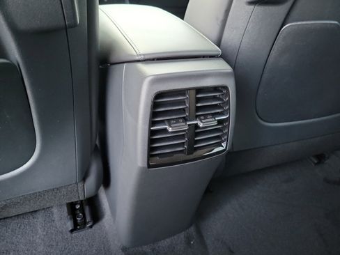 New 2026 Kia Niro Wind FWD image 12
