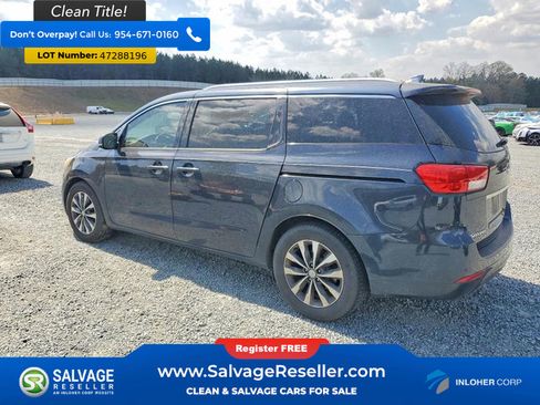 Used 2016 Kia Sedona SX image 3