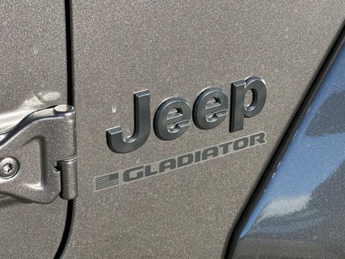 New 2026 Jeep Gladiator Sport image 28