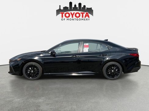 New 2026 Toyota Camry SE image 6