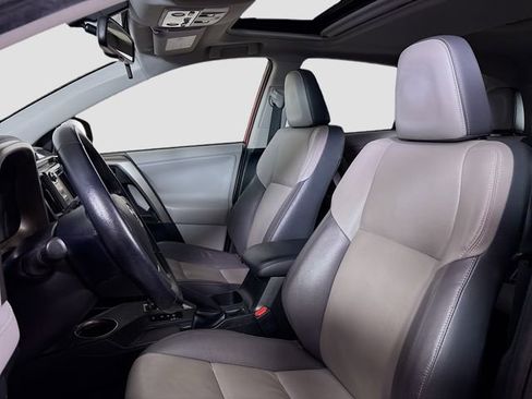 Used 2013 Toyota RAV4 Limited image 20