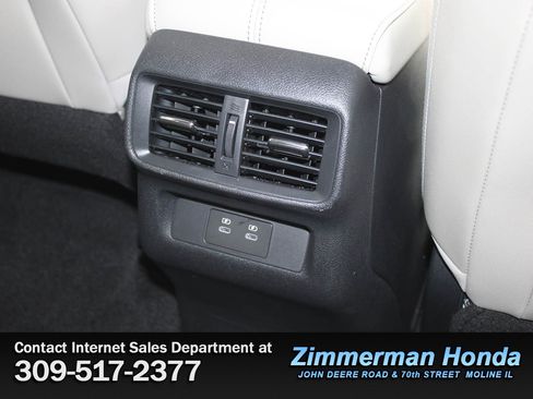 Used 2025 Nissan Murano SL image 9