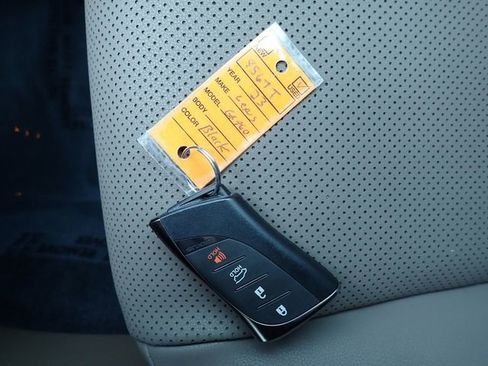 Used 2023 Lexus GX 460 Premium w/ Premium Plus Package image 30