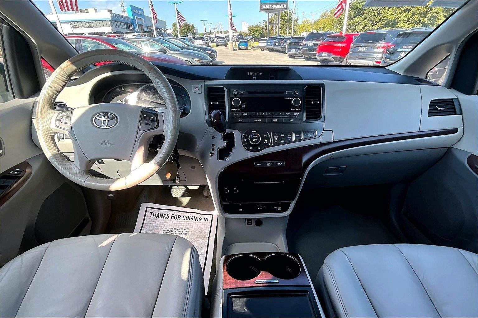 Used 2012 Toyota Sienna XLE w/ Entertainment Pkg AWD/4WD image 13