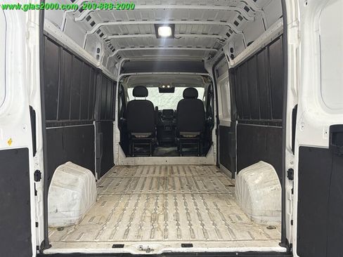Used 2024 RAM ProMaster 2500 w/ Convenience Group FWD image 15