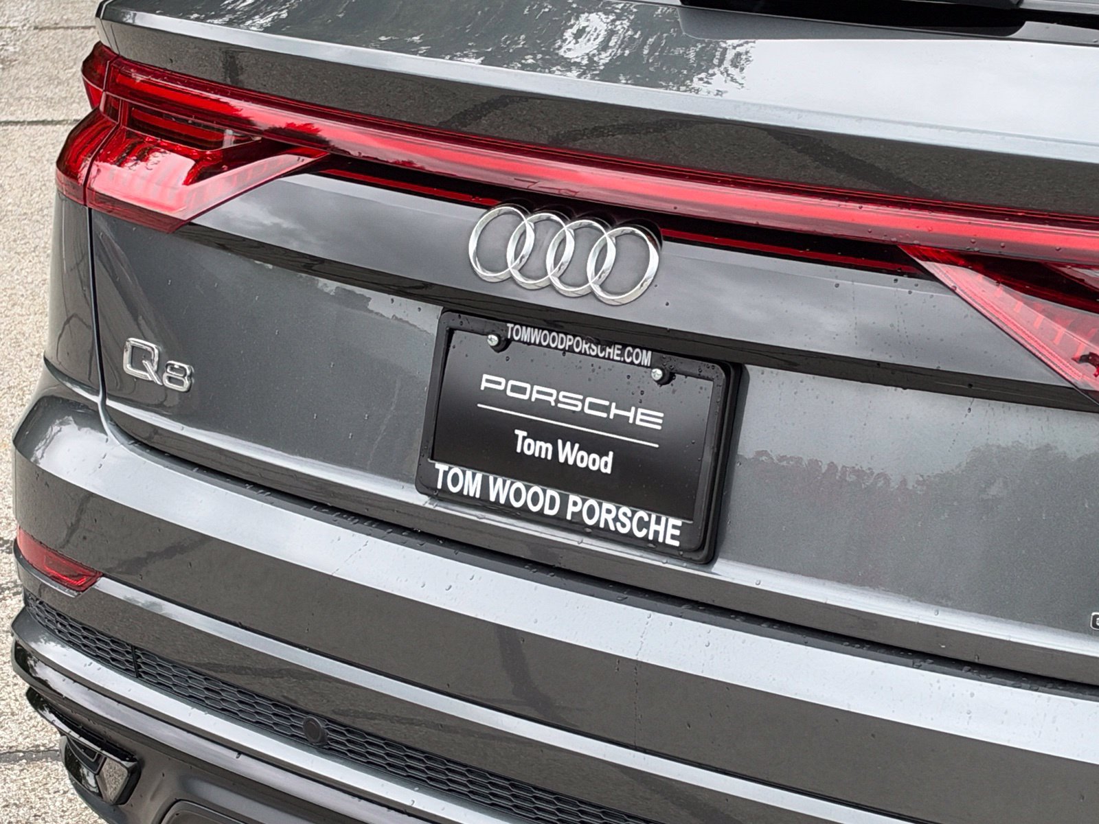 Used 2020 Audi Q8 Prestige w/ Prestige Package AWD/4WD image 11