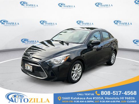 Used 2016 Scion iA image 1