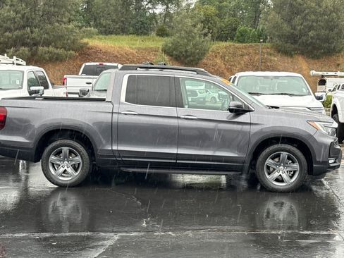 Used 2023 Honda Ridgeline RTL-E image 3