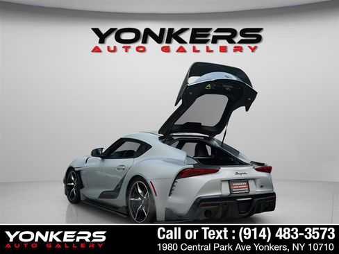 Used 2022 Toyota Supra Premium image 4