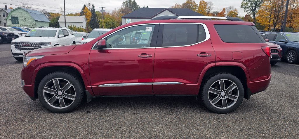 Used 2019 GMC Acadia Denali w/ Technology Package AWD/4WD image 4