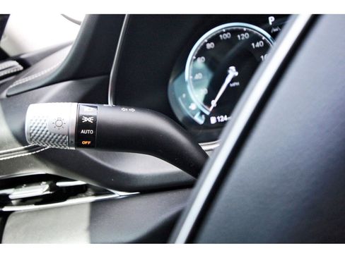 Used 2022 Genesis GV80 2.5T w/ Prestige Package 04 image 20