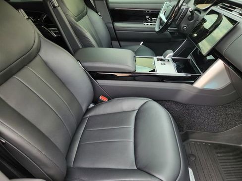 New 2026 Land Rover Range Rover Long Wheelbase SE AWD/4WD image 14