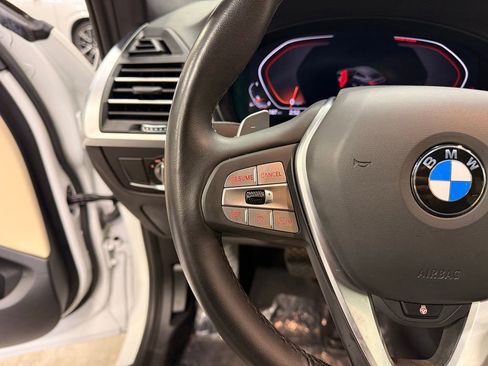 Used 2023 BMW X4 xDrive30i w/ Convenience Package image 13