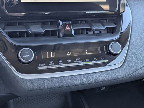 Used 2023 Toyota Corolla LE image 18