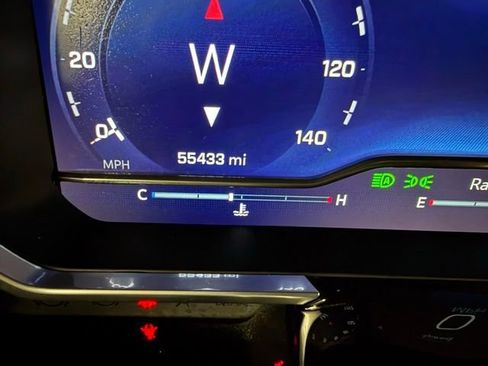 Used 2022 Chevrolet Silverado 1500 LTZ w/ Technology Package image 21