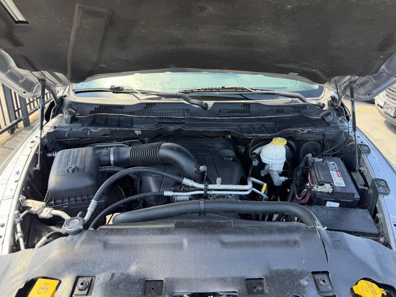 Used 2019 RAM 1500 Classic SLT RWD image 21