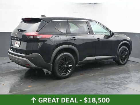 Used 2023 Nissan Rogue S image 12