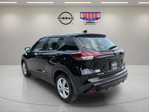 Certified 2025 Nissan Kicks Play S FWD image 4