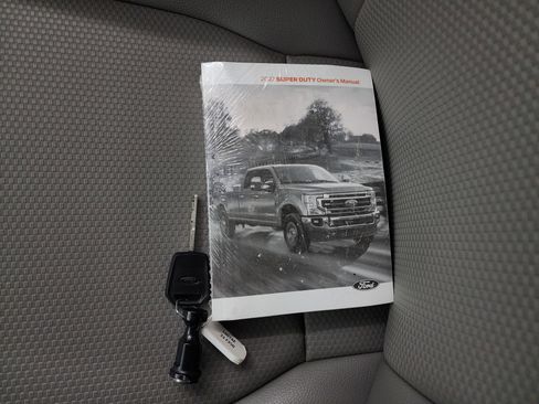 Used 2022 Ford F250 XL w/ STX Appearance Package image 52